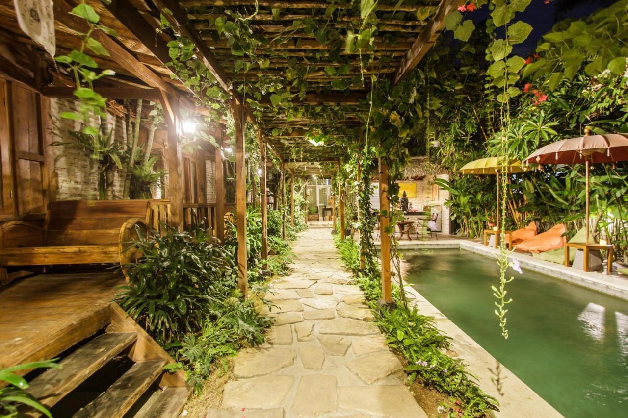 Bening Hut And Spa 塞米亚克 外观 照片