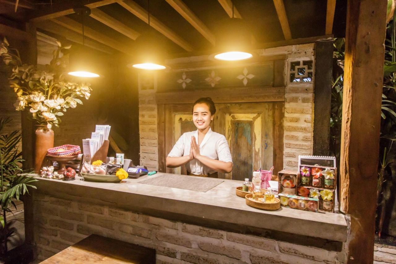 Bening Hut And Spa 塞米亚克 外观 照片