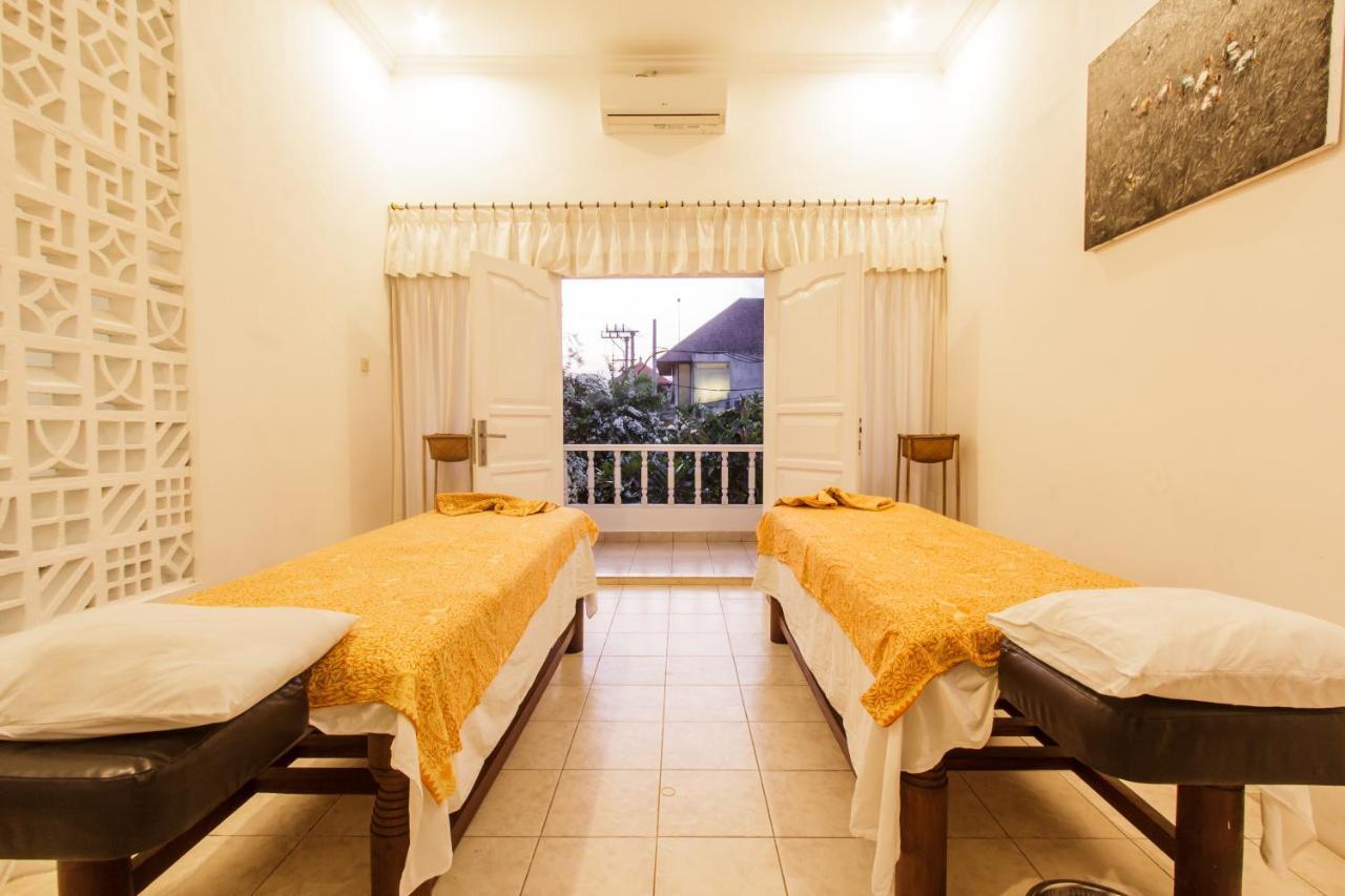 Bening Hut And Spa 塞米亚克 外观 照片