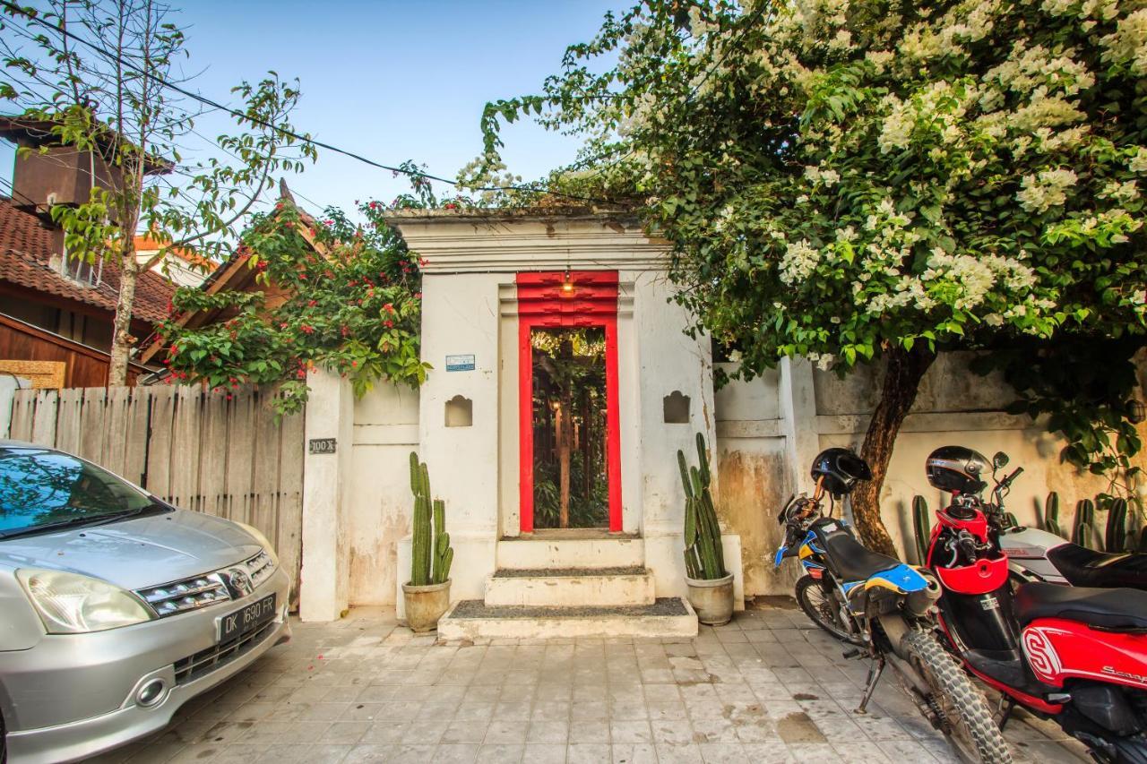 Bening Hut And Spa 塞米亚克 外观 照片